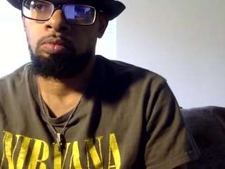 llmywood webcam model stream image