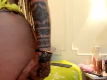 kenya_carper webcam model stream image