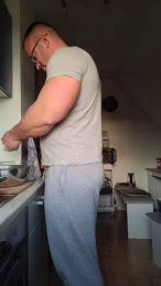 yumyum18 webcam model stream image