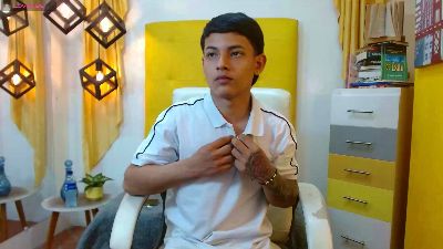 Jordan_red webcam cam4 model stream image