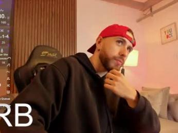 maximo_wolf1 webcam model stream image