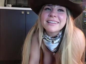 pepperxminthe webcam chaturbate model stream image