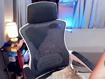 Looollaaa webcam model stream image