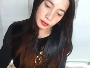 Urbabygirl_jenny webcam model stream image