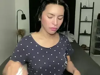 your_bianca69 webcam model stream image