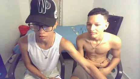 pocket_loversxxx webcam stripchat model stream image