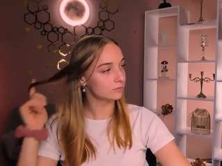 keylas-moan webcam model stream image
