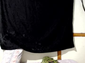 miahells webcam model stream image