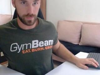 Darius Giles webcam model stream image