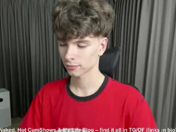 calvin_loves_you webcam model stream image