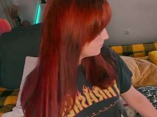 alice-cuteperv webcam model stream image