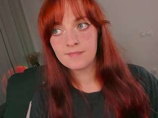 alice-cuteperv webcam model stream image