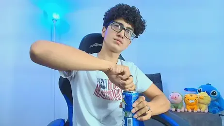 TylerWhite_ webcam model stream image