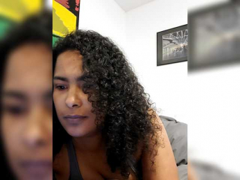 Yenesis webcam bongacams model stream image