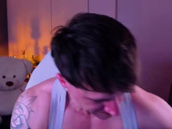 oscar_miller_ webcam model stream image