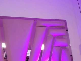 emily-jhons webcam model stream image