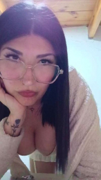 DolceNazz webcam model stream image