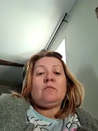 lady_charlyne webcam model stream image