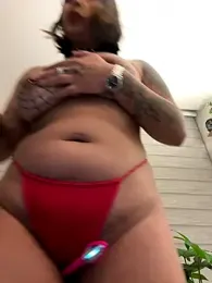 Rae_Lil_White webcam model stream image