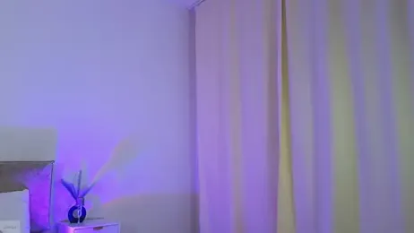 Jules_night webcam model stream image