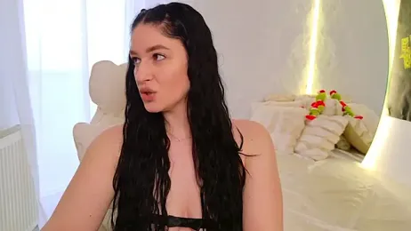 moniqque webcam model stream image