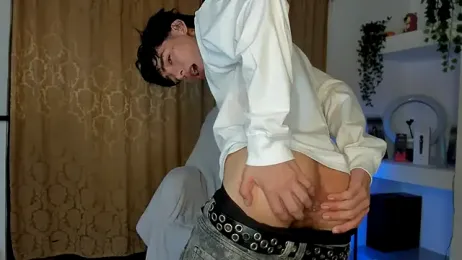 sebas_rose webcam model stream image