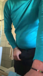 luka422 webcam model stream image