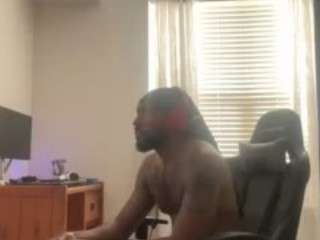 reelraw webcam model stream image