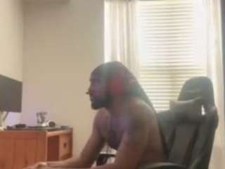 reelraw webcam model stream image