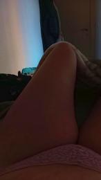 Beebeesitafeet webcam model stream image