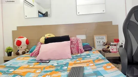 Ebony_N_Blonde webcam model stream image