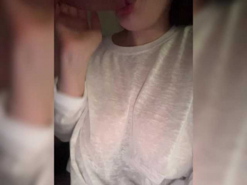 Youlove2 webcam model stream image