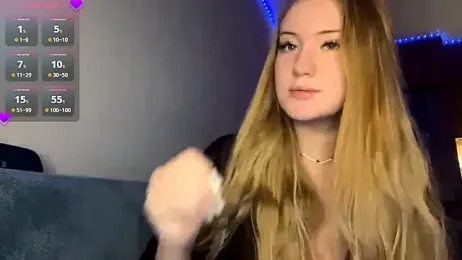 PandaFluff webcam model stream image