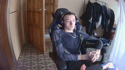 MikkiForus webcam model stream image