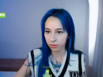 katara_a webcam model stream image