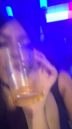 Lindafox99 webcam model stream image