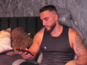 brad1_ webcam model stream image