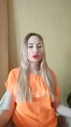 Elza_kom webcam model stream image