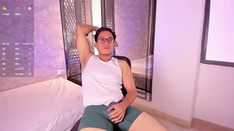 TheoHart_ webcam model stream image