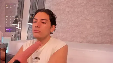 TheoHart_ webcam stripchat model stream image