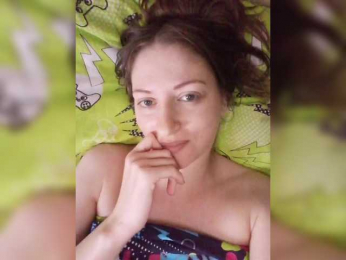 Viktoria-play webcam model stream image