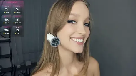 SerrenaAa webcam model stream image