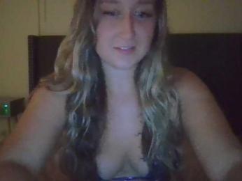 Taytay19 webcam model stream image