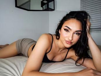 LeyahMyers webcam model stream image
