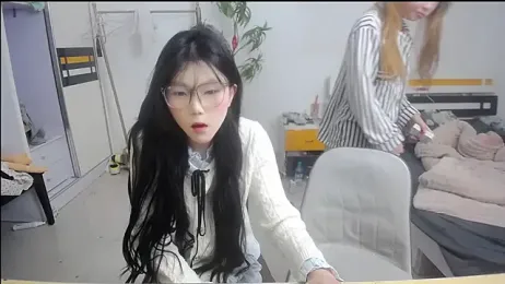 Babygirls523 webcam stripchat model stream image