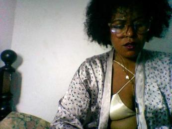 Barbie12 webcam model stream image