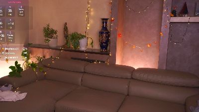 SoonHiggs webcam model stream image