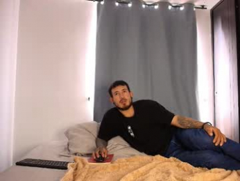 anika_lowen webcam model stream image