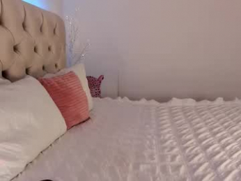 dee_nise webcam model stream image