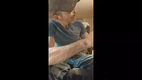 ROBERT0516 webcam model stream image